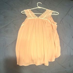 Medium true craft tank top. Pink